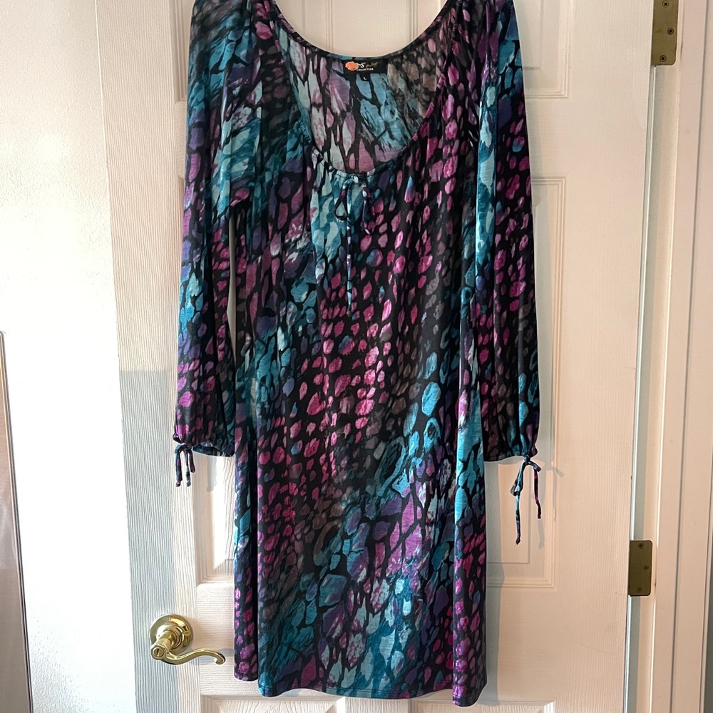 A.B.S. Collection Dress - Picture 4 of 10